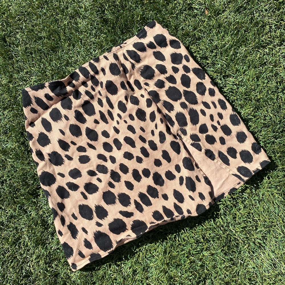Princess Polly -Motel cheetah skirt with slit